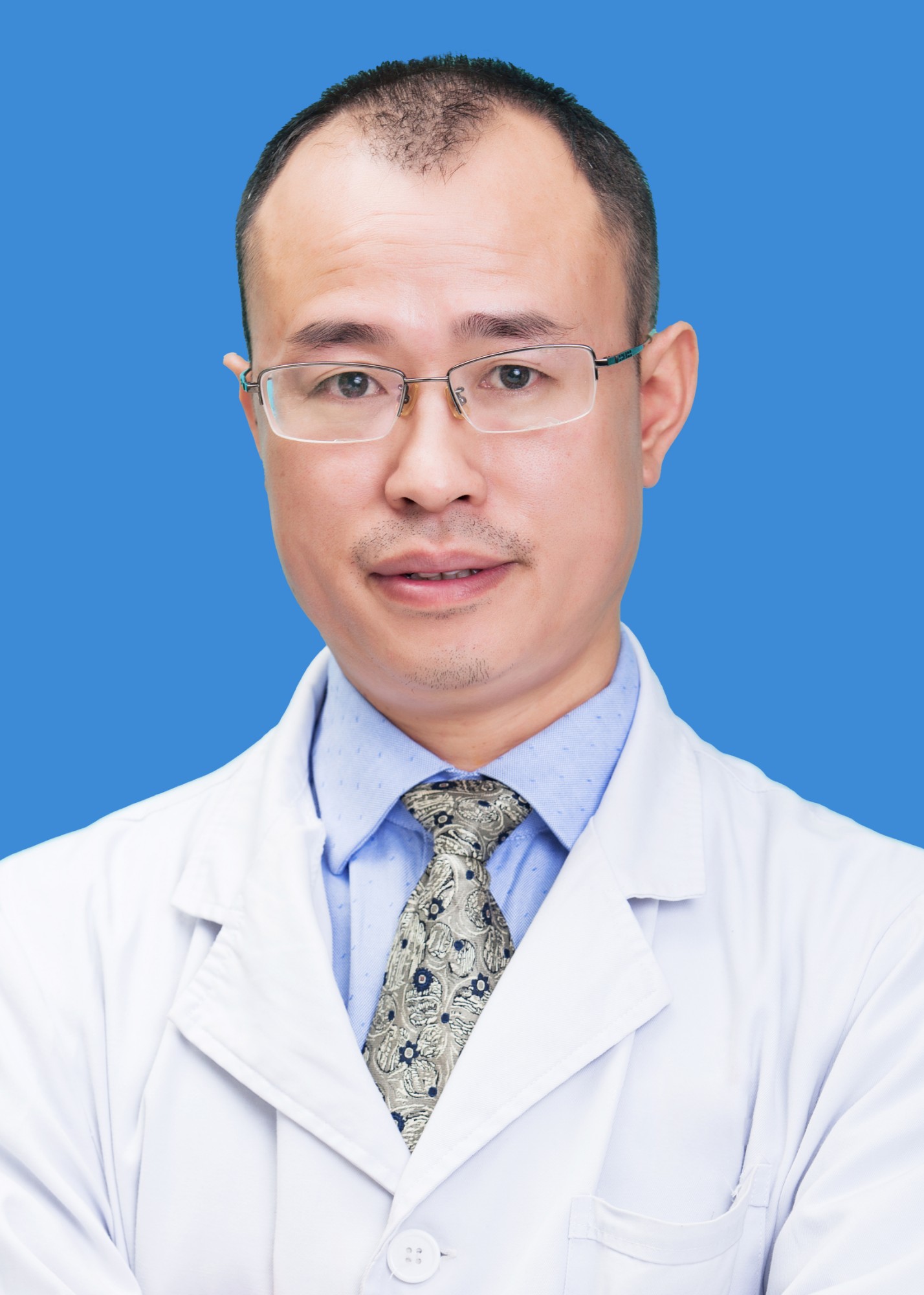 李毅