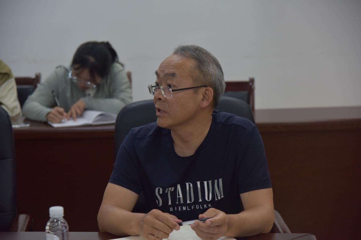 龙主任